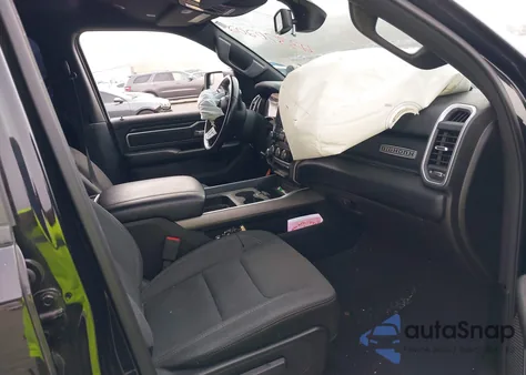 2019 Ram 1500 Big Horn/Lone Star 4X4 5'7 Box z USA, uszkodzony, nr VIN 1C6SRFFT8KN698888